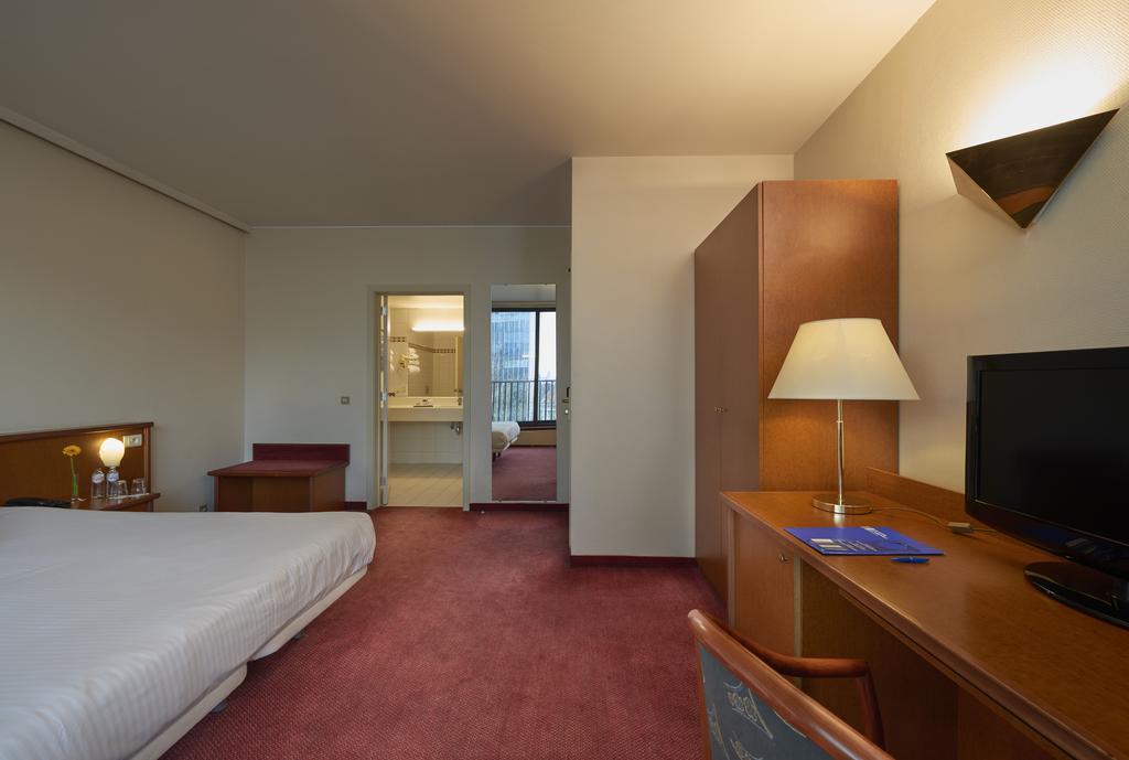 Hotel Брюссель Экстерьер фото