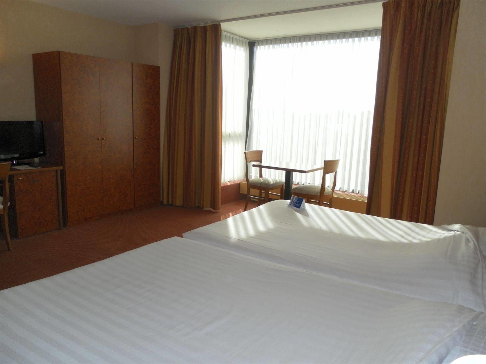 Hotel Брюссель Экстерьер фото
